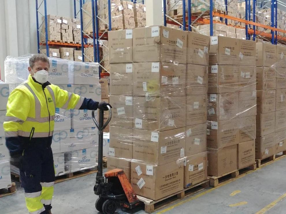 Aragón en Marcha gestiona la llegada del primer pedido sanitario