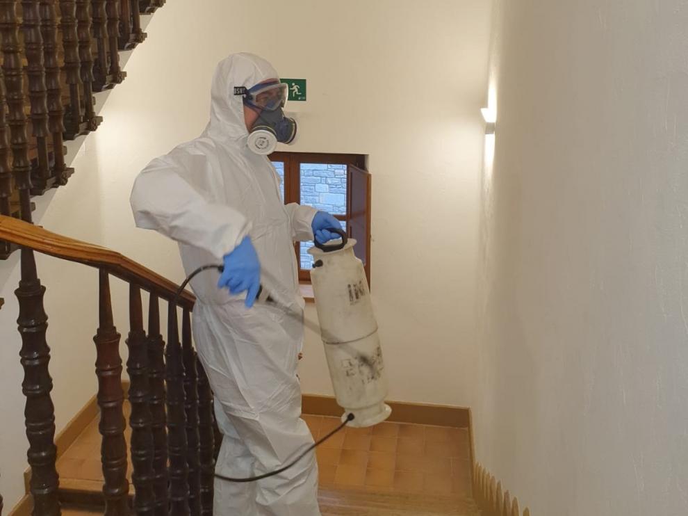 Una donación permitirá la desinfección de los edificios públicos de Biescas en la lucha contra el coronavirus