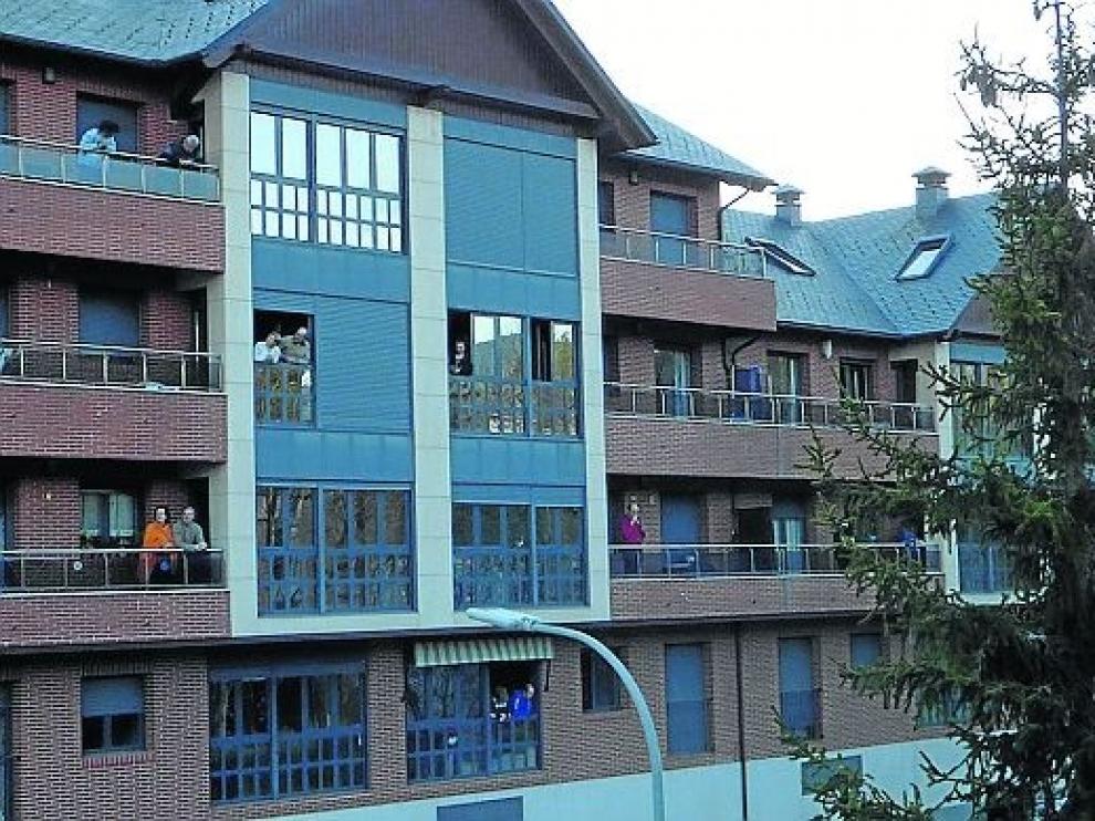 Tres traslados de mayores de la residencia Alto Gállego a San Jorge por el coronavirus