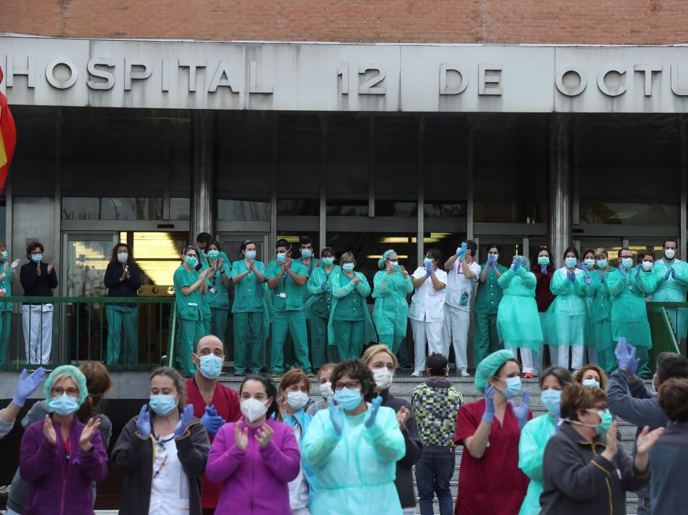 Colectivos aragoneseses dan su apoyo a los sanitarios en el Día Mundial de la Salud