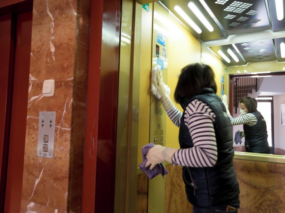 La limpieza en las zonas comunes es la principal preocupación de los vecinos