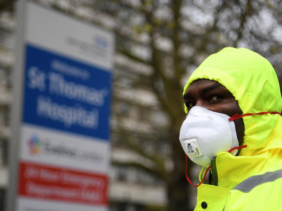 Reino Unido registra un total de 621 fallecidos más por coronavirus