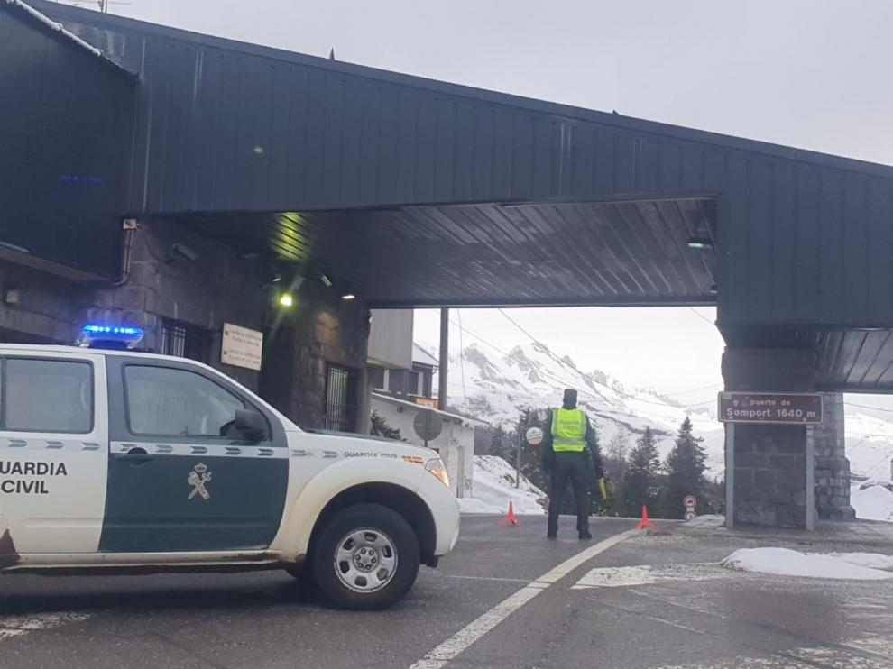 Los controles en los pasos con Francia se prorrogan 14 días