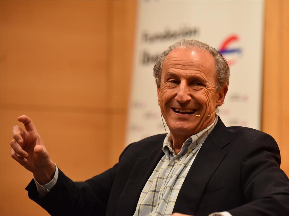 Petón: "El acuerdo con la plantilla responde al estilo del Huesca"