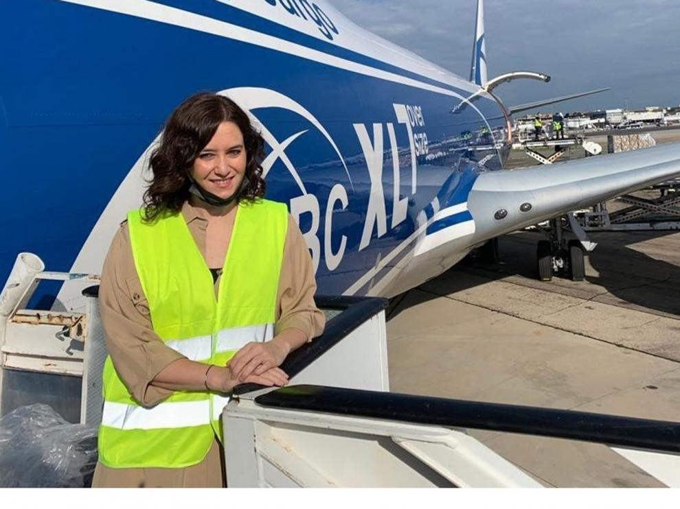 Llega un avión con 113 toneladas de material sanitario para hacer frente a al coronavirus en Madrid