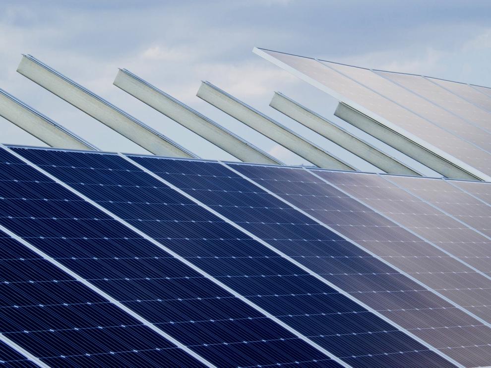 Plantean una parque solar en la térmica de Andorra