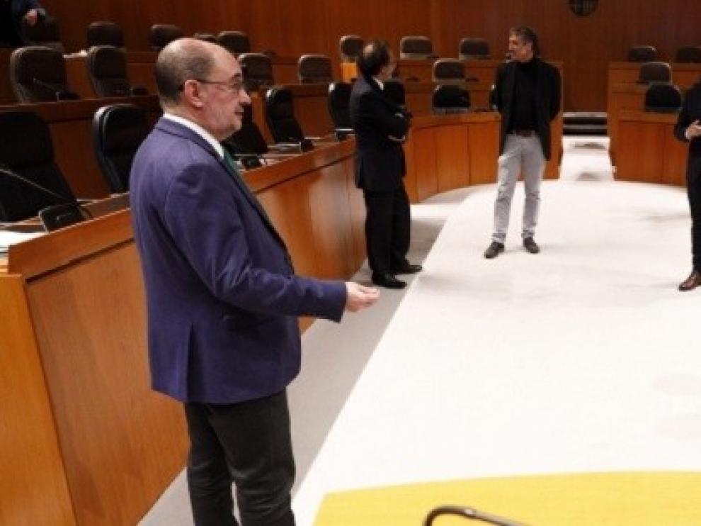 Lambán convoca el viernes para iniciar plan recuperación social y económico frente al coronavirus
