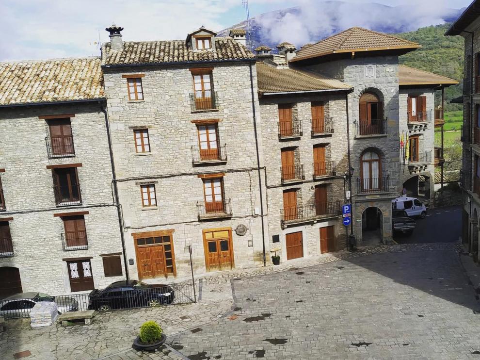 Boltaña invitará a comer a sus mayores el Día de Aragón