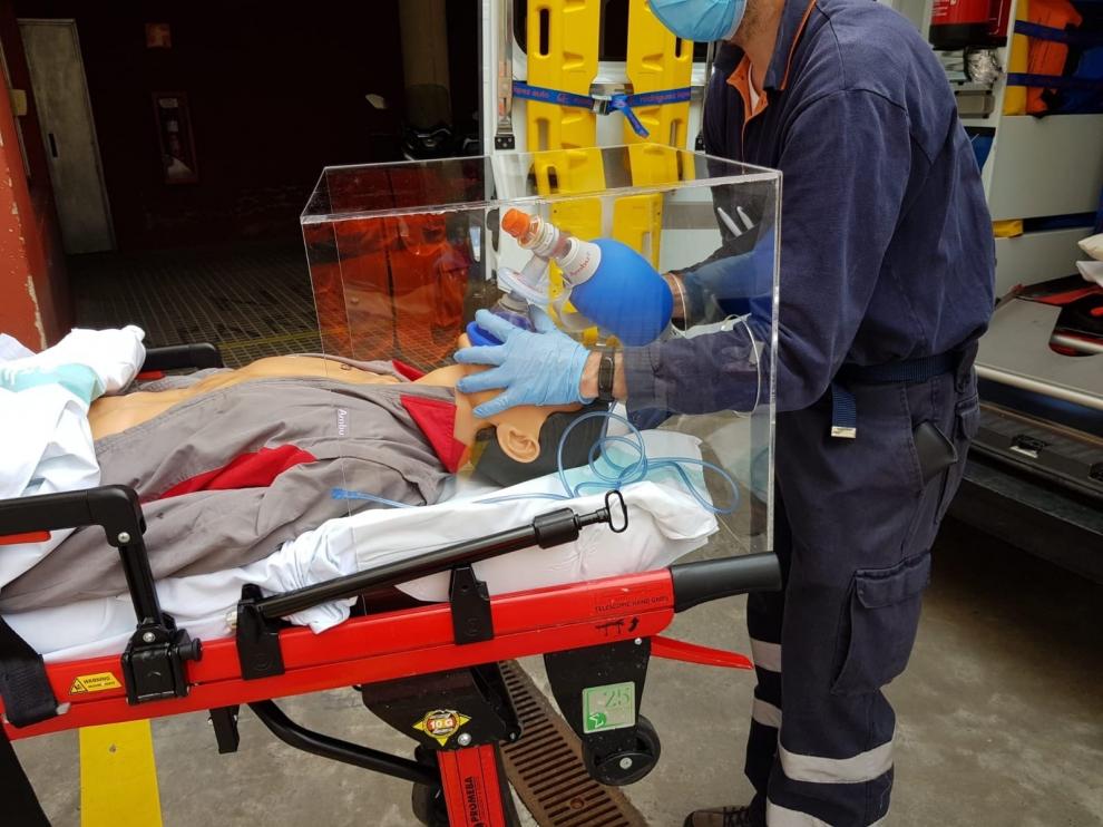 El grupo Covid-19 Huesca ha entregado ya 5.900 pantallas de protección