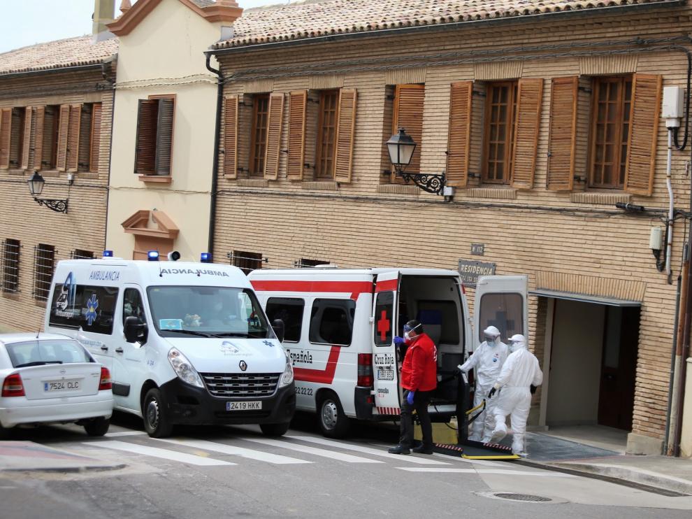 Casa Amparo de Huesca lanza un mensaje de tranquilidad a las familias de sus mayores