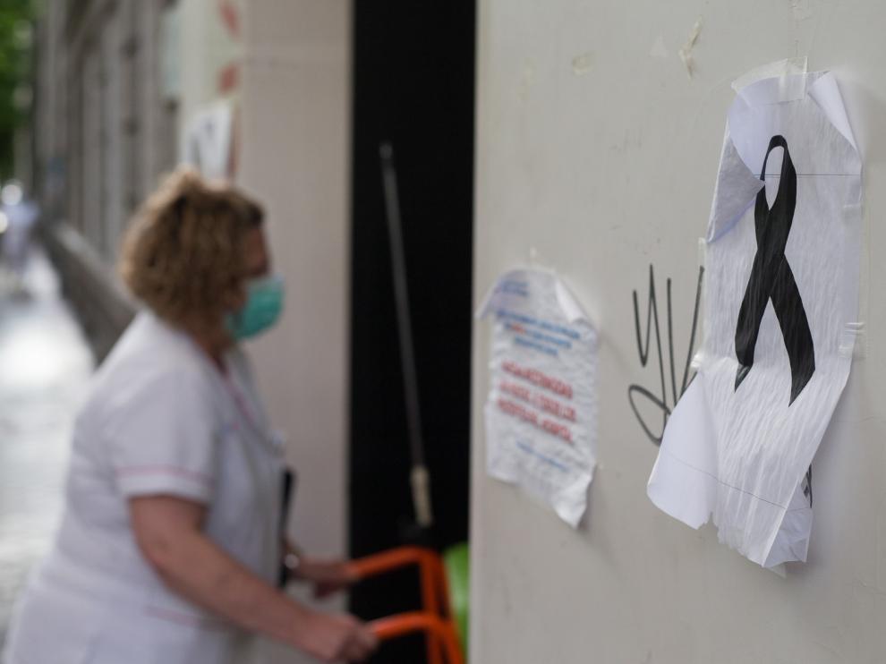 Las muertes por coronavirus en España bajan a las 399 en 24 horas, y se ralentiza el cercimiento de los contagios
