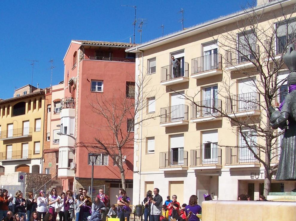 Fraga festeja en casa una jornada de libros y rosas