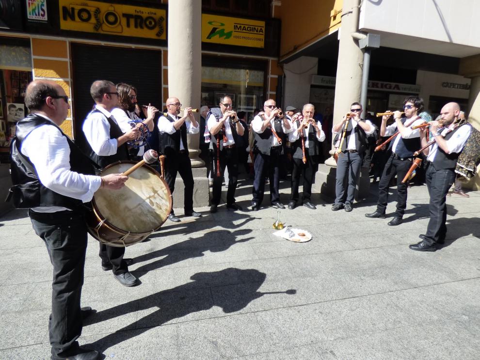 Los Gaiteros del Somontano nos animan el confinamiento con el convencimiento de que ¡saldremos de ésta!