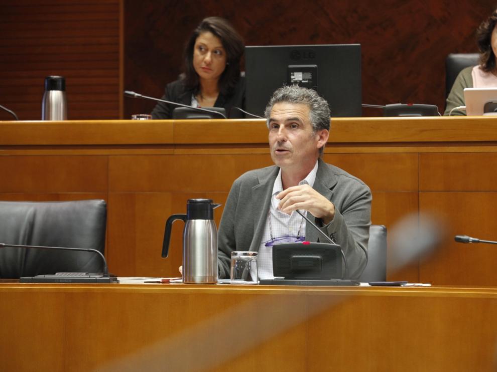 Debate en las Cortes sobre los problemas en Binéfar con el control sanitario a los trabajadores