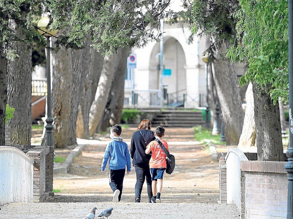 Balance positivo de las autoridades del inicio de los paseos con niños tras el confinamiento