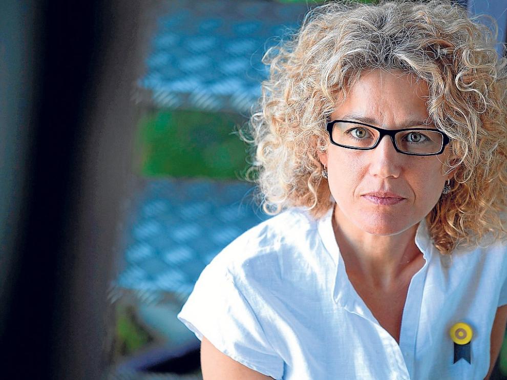 Elena Ramírez:"Toda la cadena de producción y difusión del libro va a sufrir"