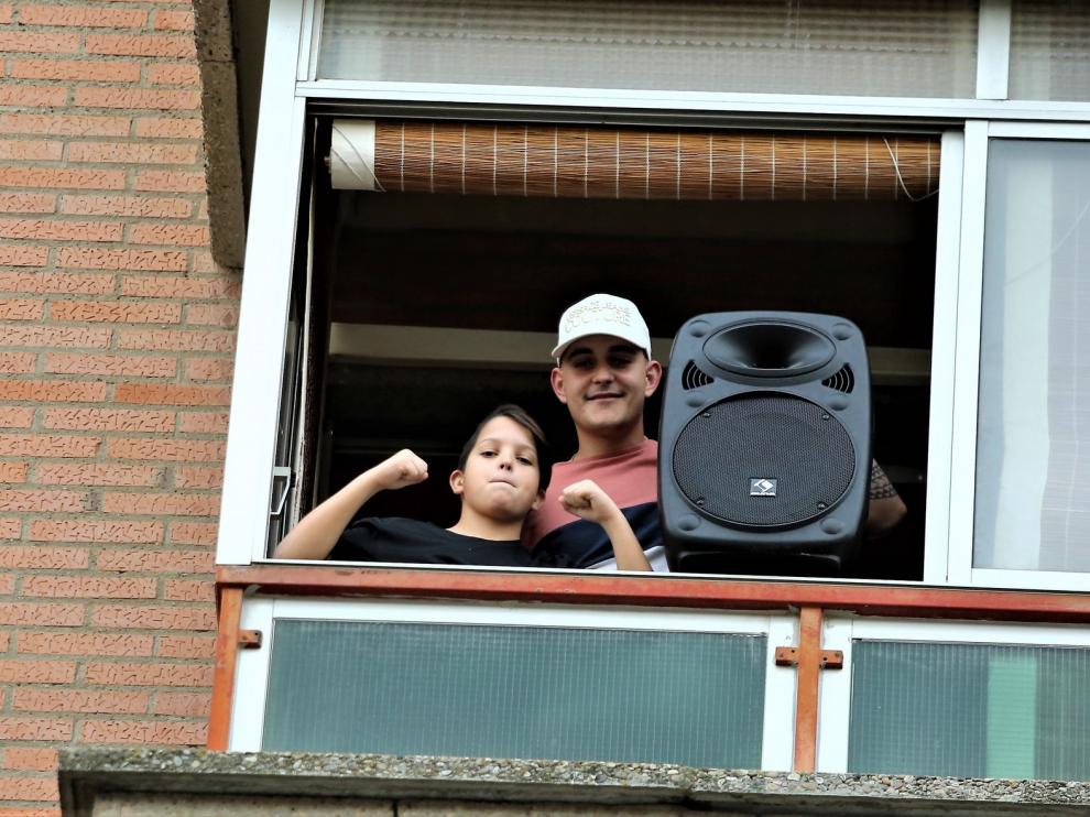 Lucas Pinilla Blasco: "Pongo música para dar un chute de energía y positividad a mis vecinos"