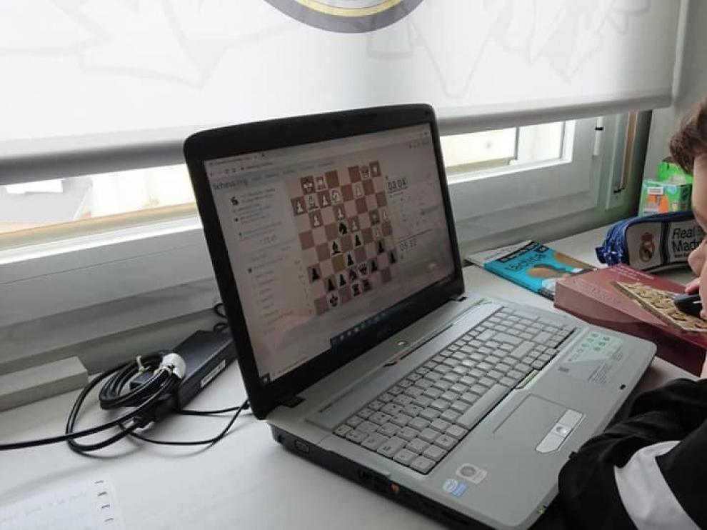 CA Monzón se multiplica en varios torneos "online"