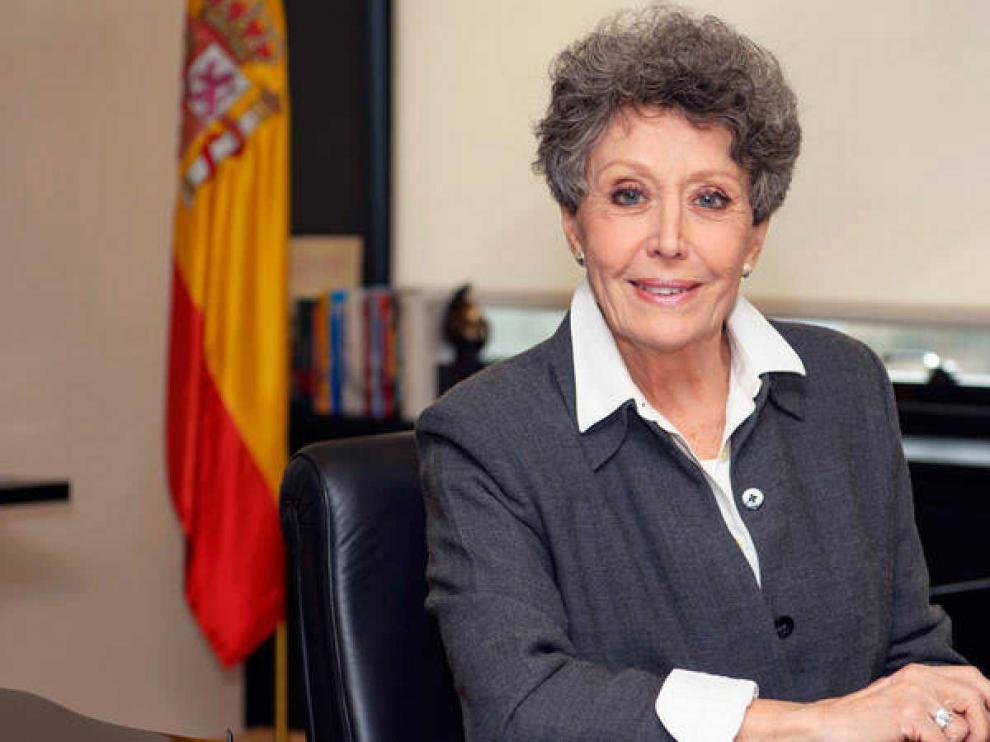 La comparecencia de Rosa María Mateo, pendiente de un nuevo informe jurídico