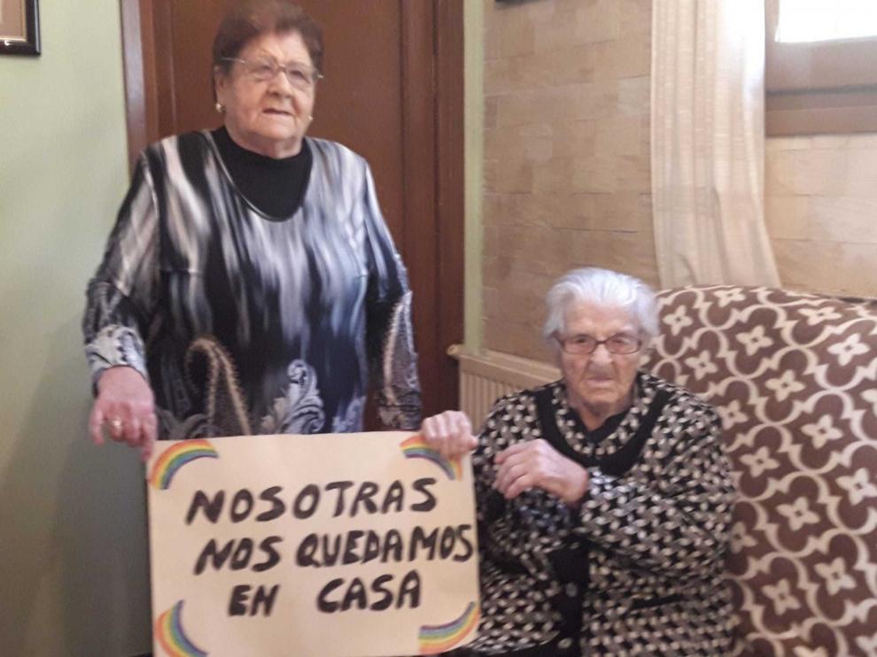Lucía, que ya "resistió" a la gripe de 1918, ahora se queda en casa