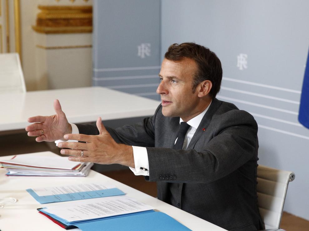 Francia deja en manos de autoridades locales parte de la desescalada