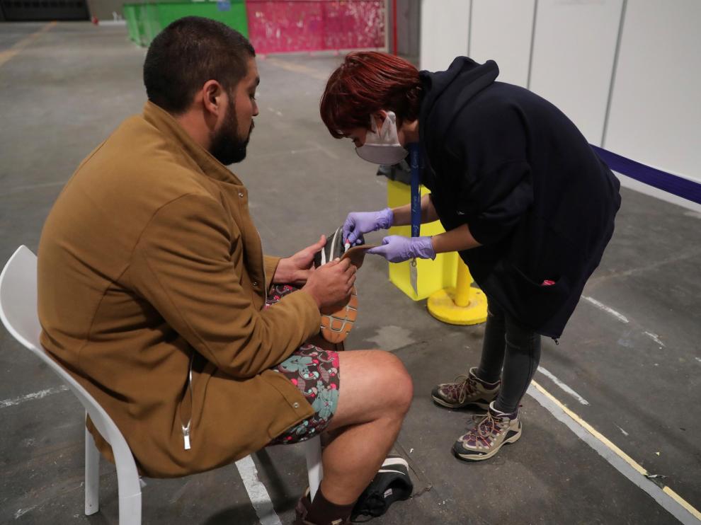 Las cifras de fallecidos y contagios en España se desploman a 268 muertes y 1.309 casos