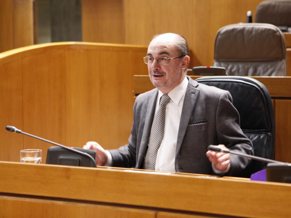 Lambán: "Ni una de las muertes puede atribuirse a no haber hecho test"