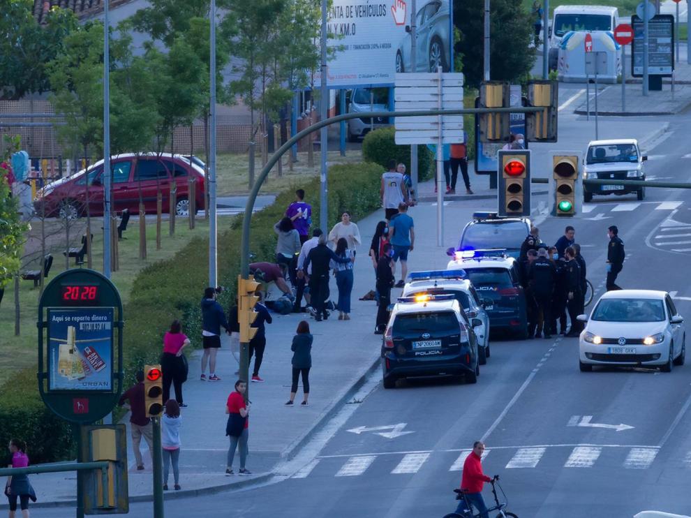 El guardia civil apuñalado por otro agente este sábado en Huesca permanece estable dentro de la gravedad