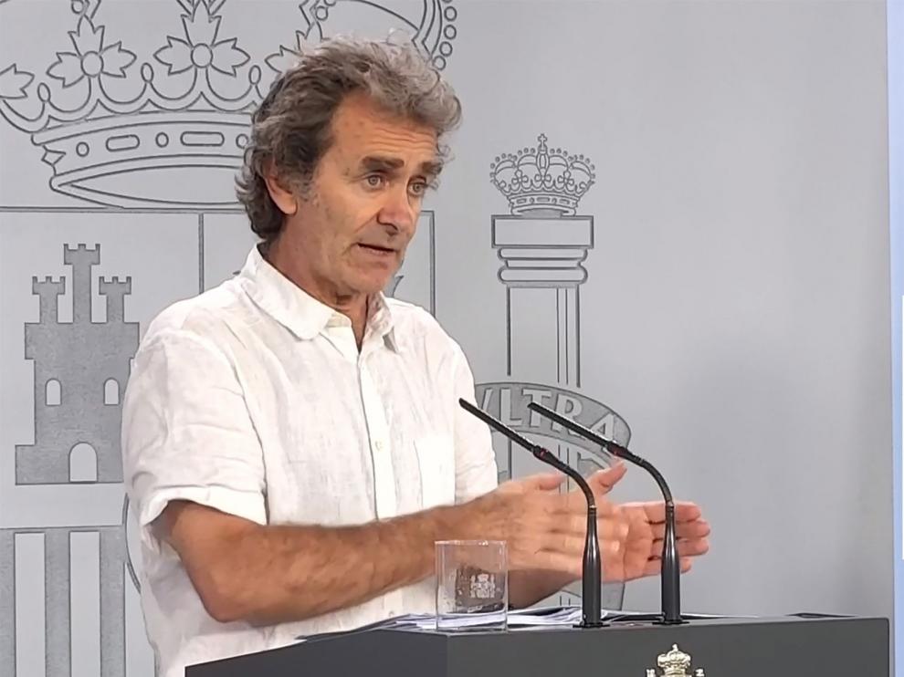 España registra el menor número de casos desde el 8 de marzo y las muertes diarias se mantienen