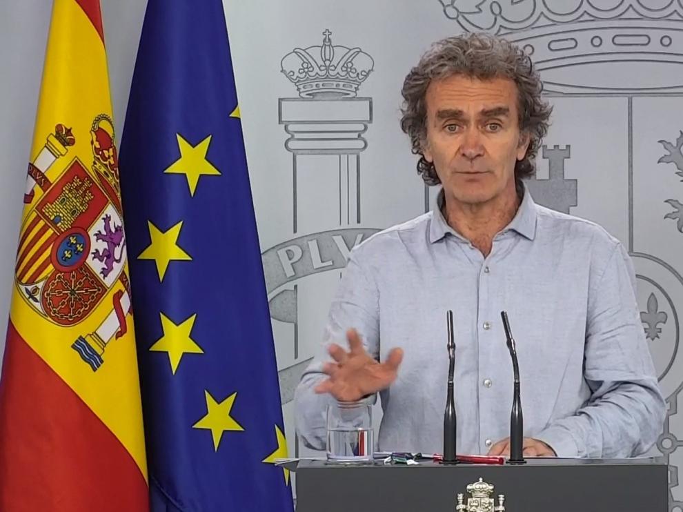 Fernando Simón pide que se garantice la distancia entre niños en las clases y patios