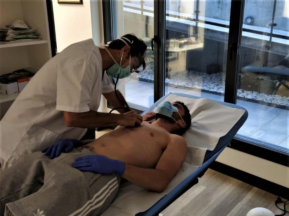 El Huesca pasa las primeras revisiones médicas