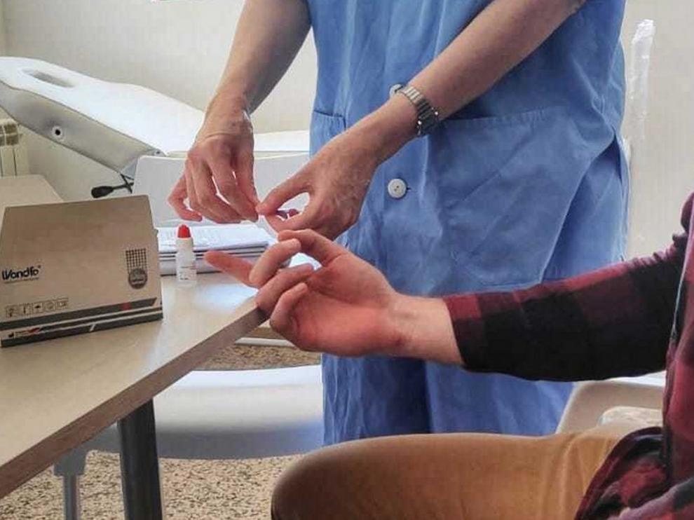 Piden la calificación de "enfermedad profesional" para los médicos que hayan sido contagiados por coronavirus