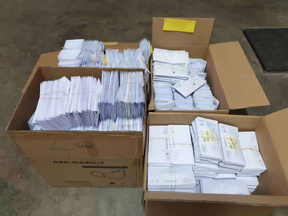 Reparten 17.500 mascarillas en Monzón, Selgua y Conchel proporcionadas por la DPH