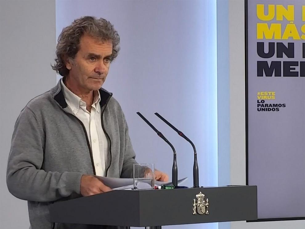 Siguen descendiendo los fallecidos por la covid-19 en España hasta 143 en últimas 24 horas
