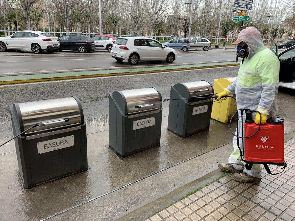 Mascarillas y guantes, al contenedor verde de "resto"