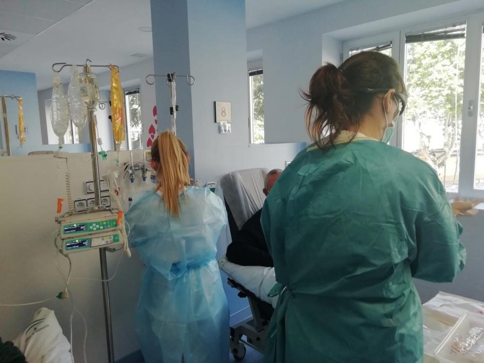 Las Comunidades deberán notificar a diario a Sanidad los casos sospechosos y confirmados antes de las 12.00 horas