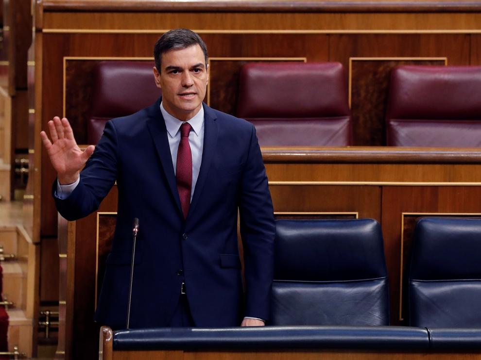 Sánchez insiste a Casado que la unidad es el camino para salvar vidas y empresas