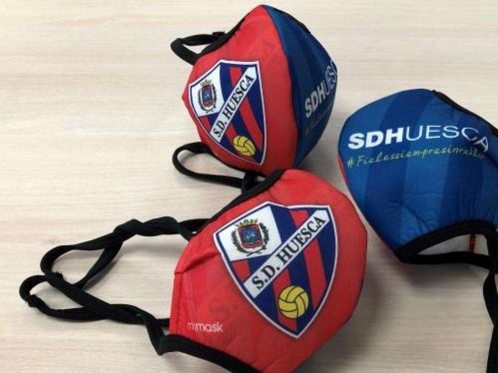 El Huesca pone a la venta mascarillas solidarias personalizadas