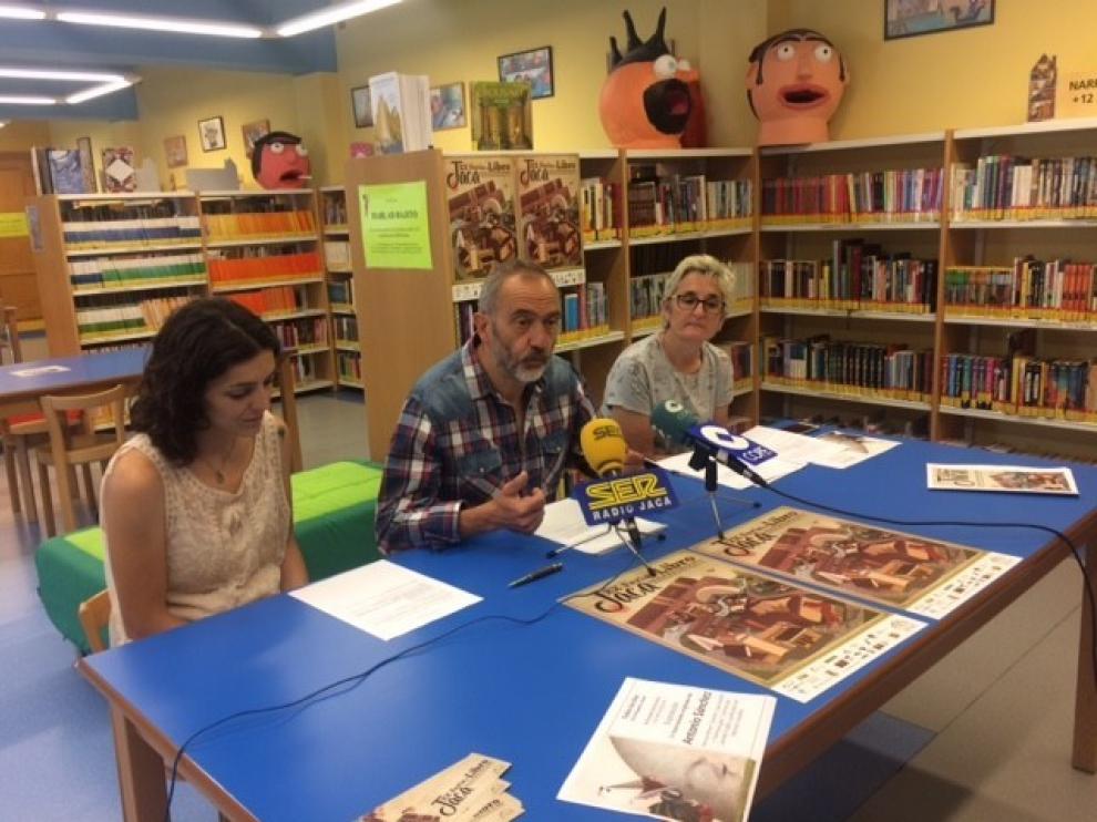 Jaca reabre la biblioteca, el cementerio y espacios para los perros