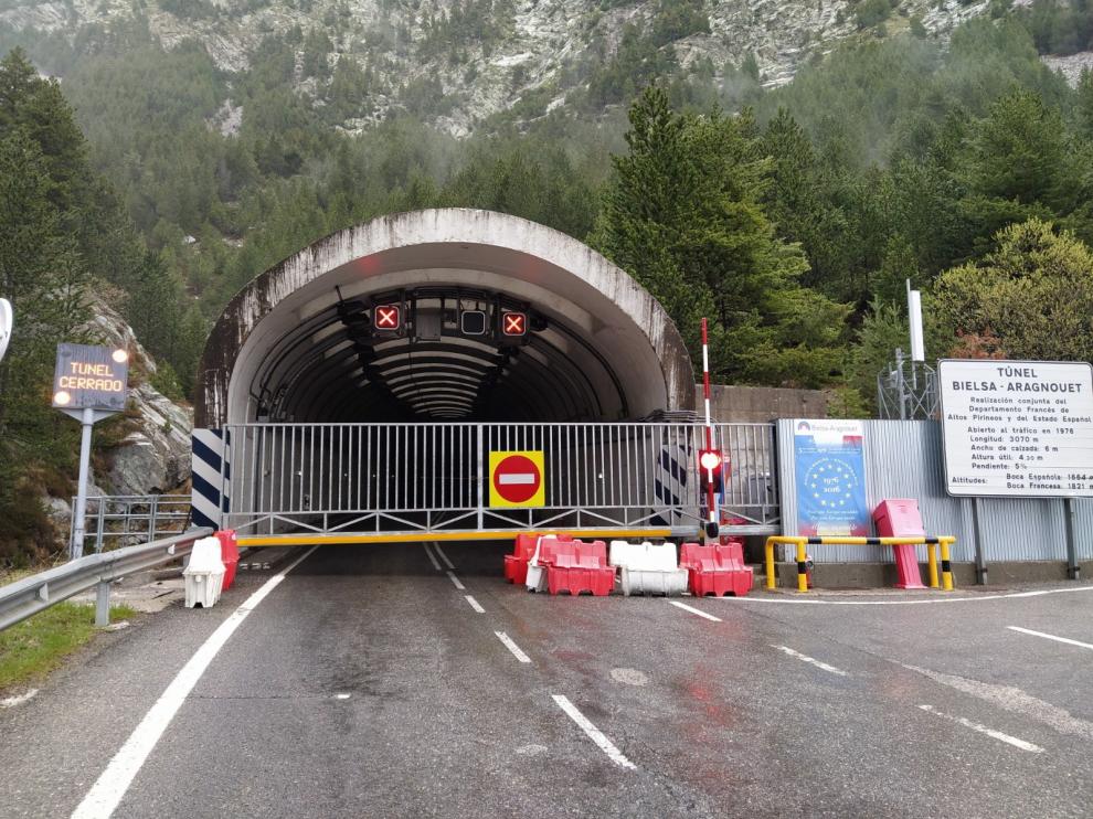 Aragón pide a Alegría que medie para reabrir el túnel de Bielsa