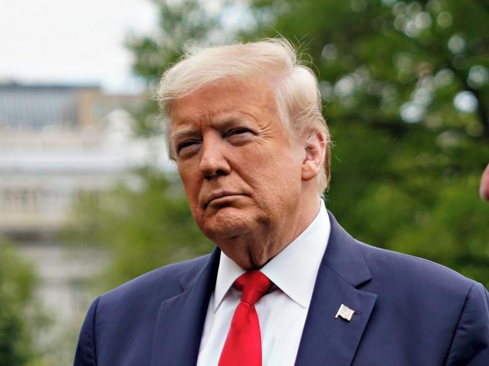 Trump medita "romper toda relación con China"