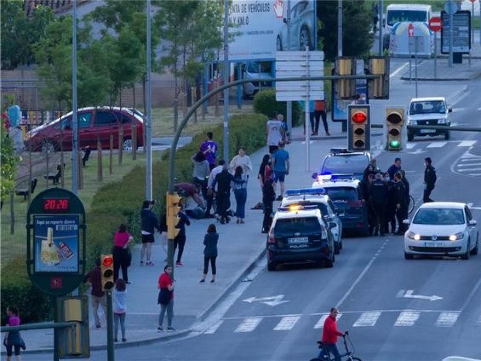 Mejora el estado del guardia civil apuñalado en Huesca por otro agente que deja la UCI y pasa a planta