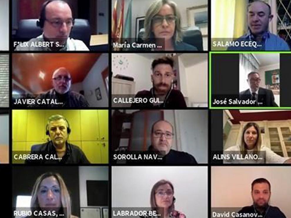 Fraga ofrece un apoyo directo de 1.000 euros a comercios y bares afectados por la pandemia de coronavirus