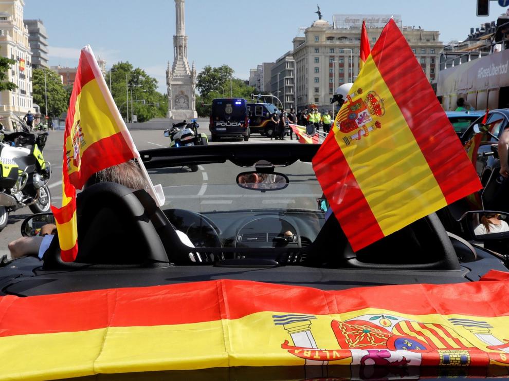 Vox llama a manifestarse en coche este sábado