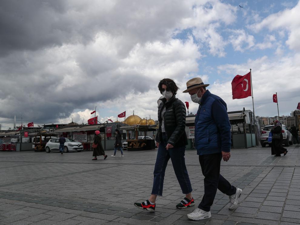 Países de Oriente Medio y el golfo terminan Ramadán con aumento de contagios
