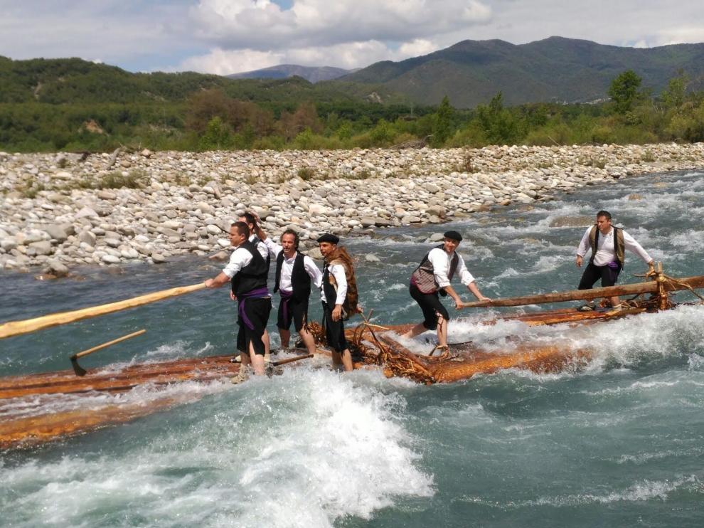 Los navateros viven este año un descenso solo de recuerdos