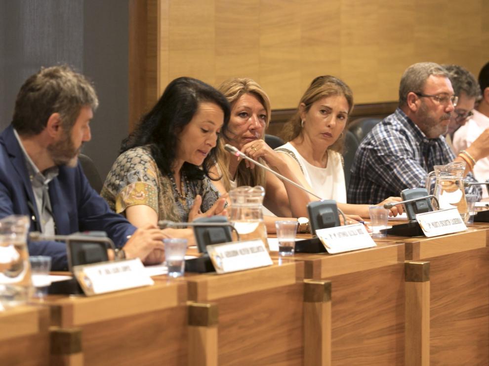 El PP tilda de "antisocial" el plan económico y financiero de Felipe