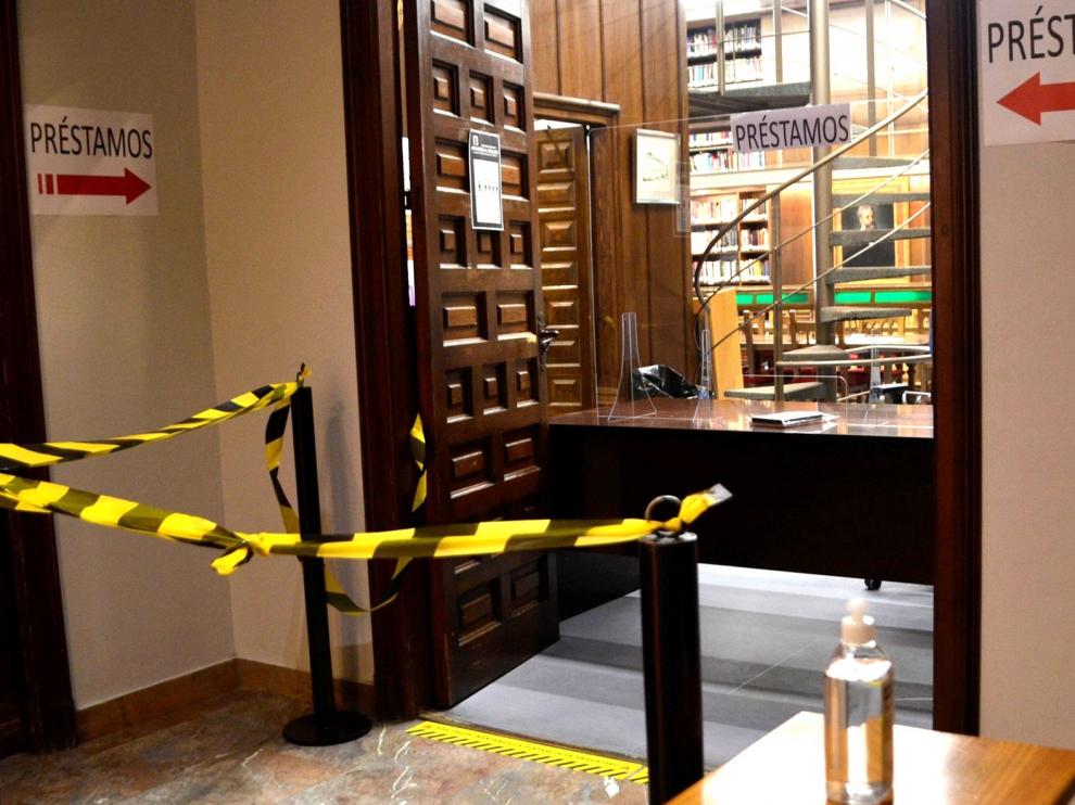 La Biblioteca Hermanos Argensola vuelve poco a poco a la normalidad