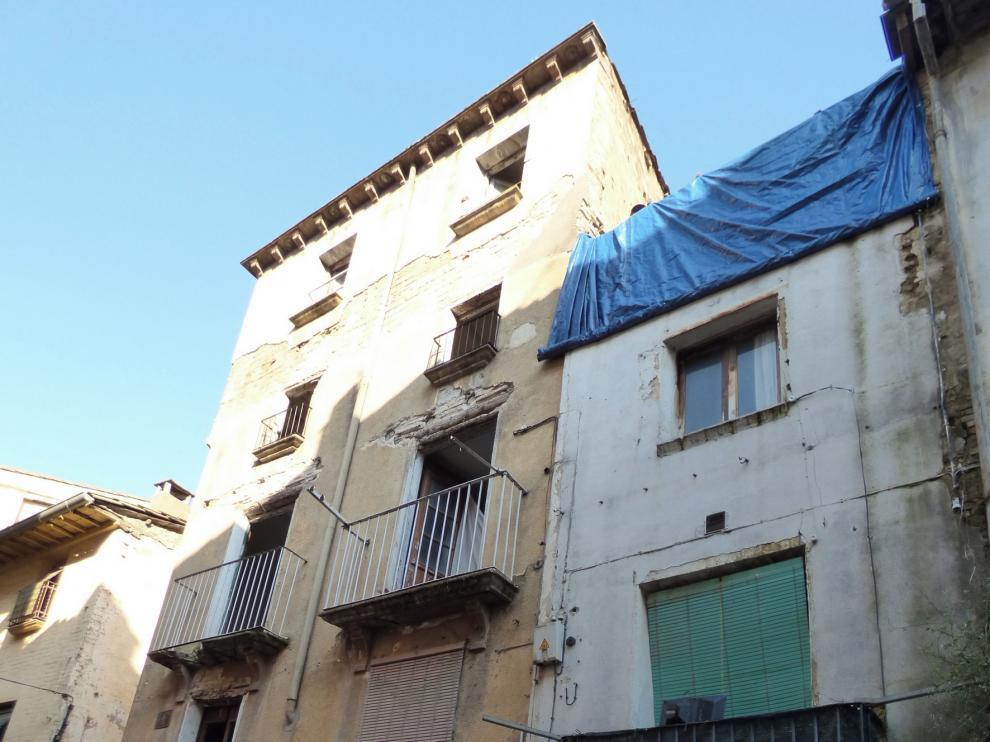 Demolerán otras tres casas de Barbastro en estado de ruina