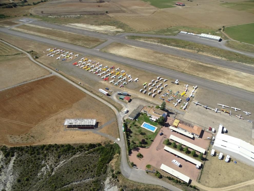 El aeródromo de Santa Cilia se suma a la iniciativa de trasladar a sanitarios sin coste